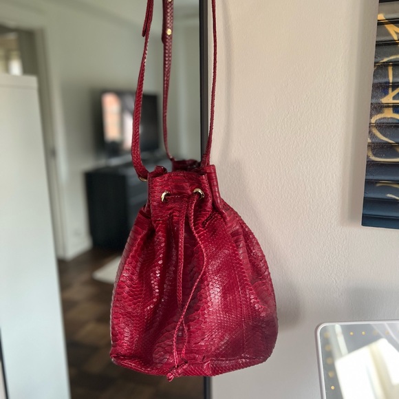 Hunting Season | Large Python Bucket Bag - Picture 4 of 5